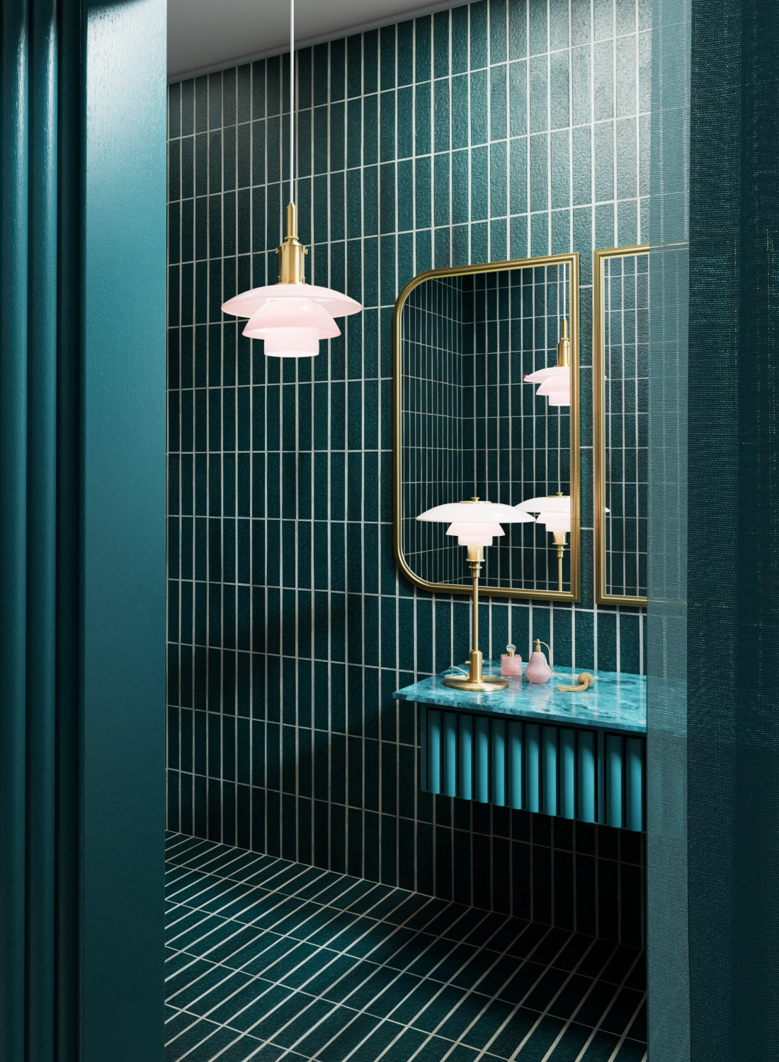 Une suspension PH 3/3 Pale Rose et une lampe de table PH 3/2 Aged Brass dans une salle de bains aux carreaux vert foncé. © 2026 Louis Poulsen.