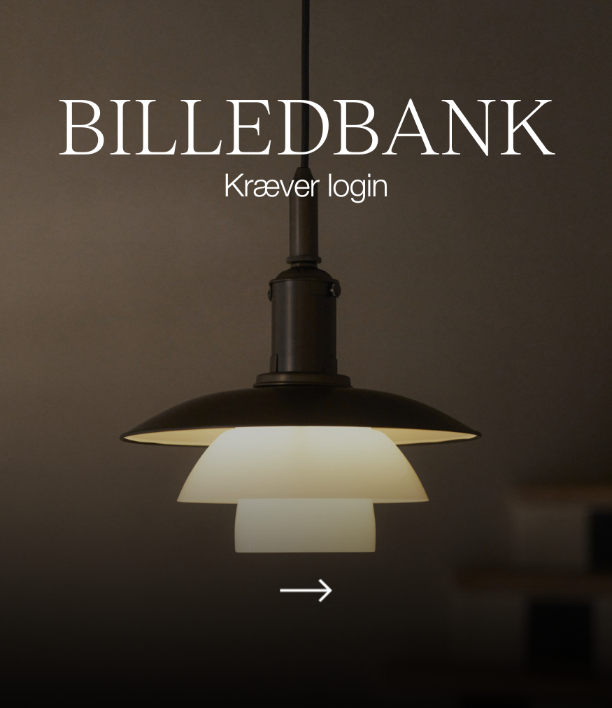 Billedbank kræver login; en sort PH 5 pendel lyser i et mørkt rum. © 2026 Louis Poulsen.
