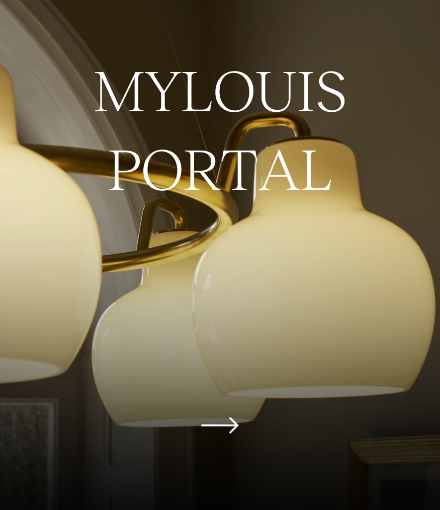 MyLouis Portal boven een VL Ring Crown 3-5-7 Pendant met opaalglazen kappen en een messingkleurig frame. © 2026 Louis Poulsen.